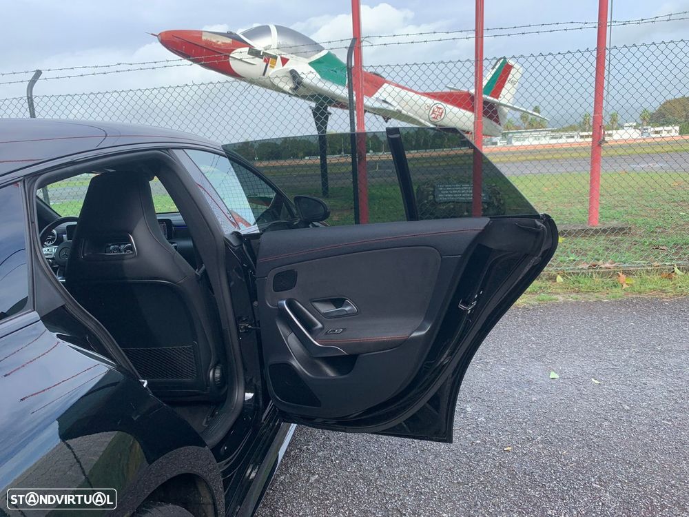 Mercedes-Benz CLA 200 d Shooting Brake AMG Line Aut. - 39