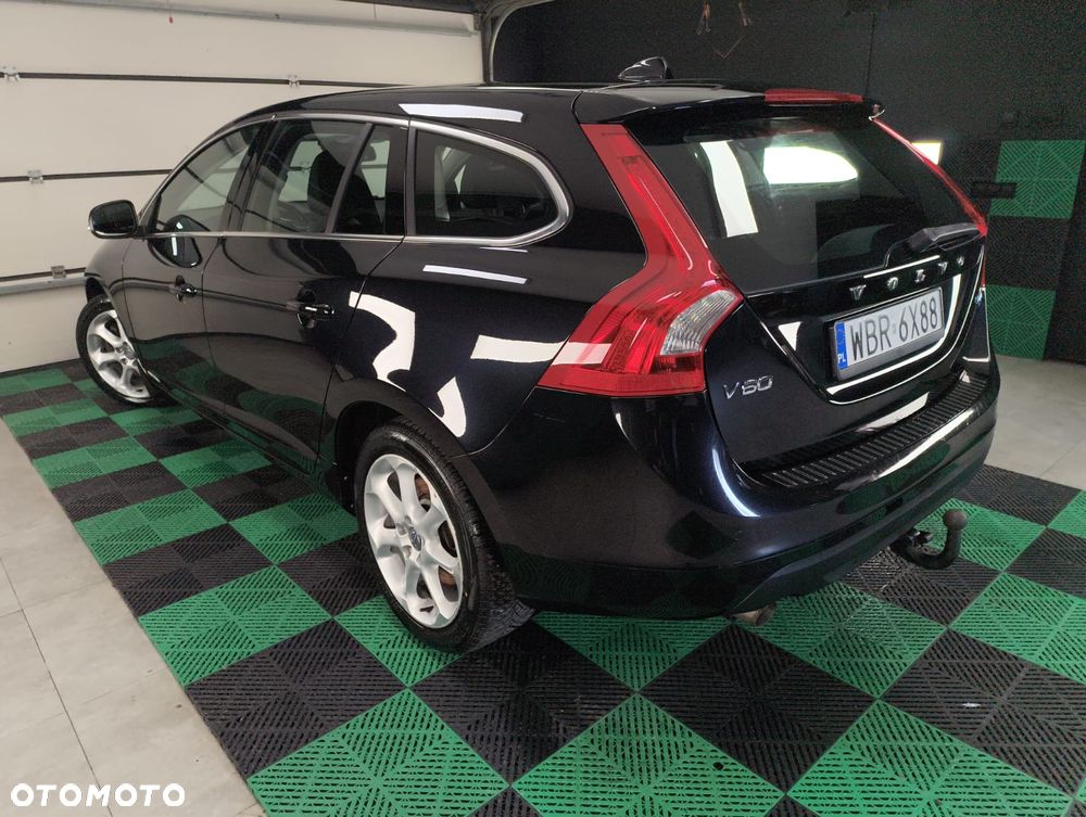 Volvo V60 D2 Kinetic - 25
