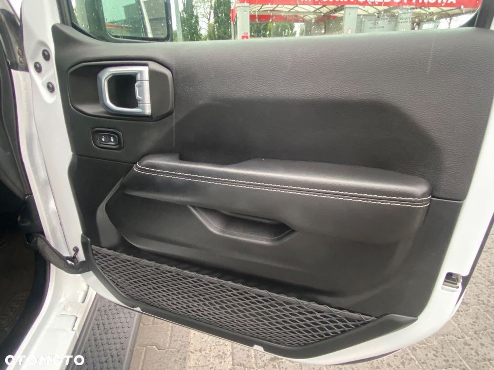 Jeep Wrangler ver-unlimited-2-0-turbo-phev-4xe-sahara - 30
