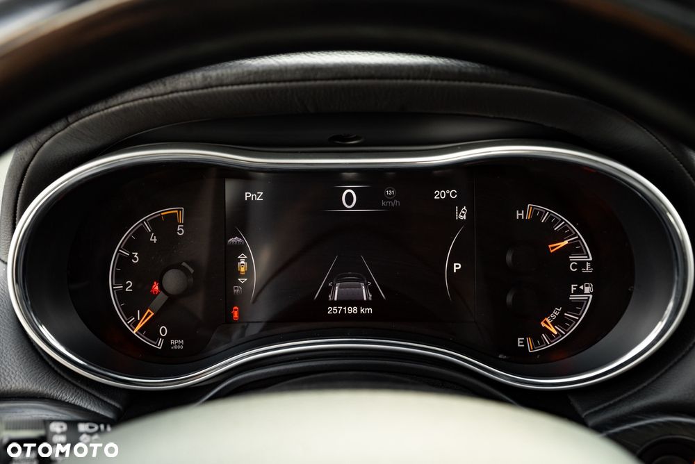 Jeep Grand Cherokee 3.0 CRD Summit - 31