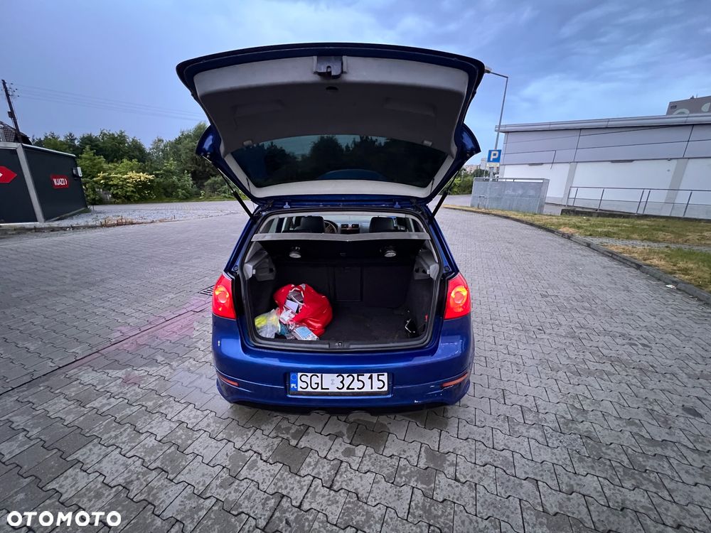 Volkswagen Golf 2.0 TDI DPF GT - 14