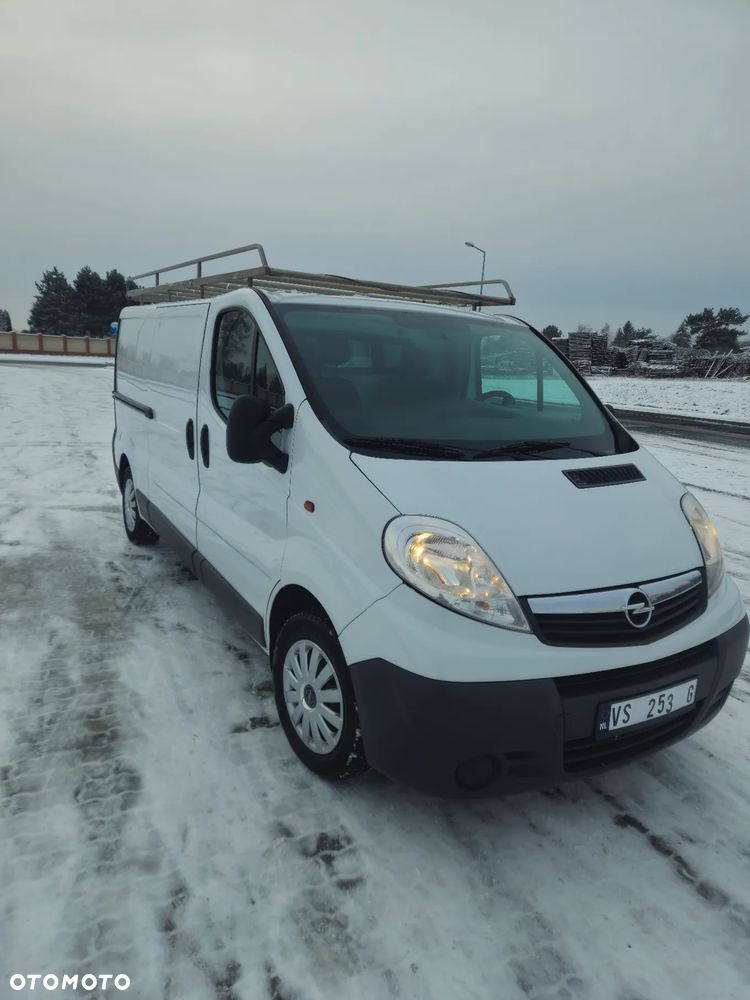 Opel Vivaro - 12