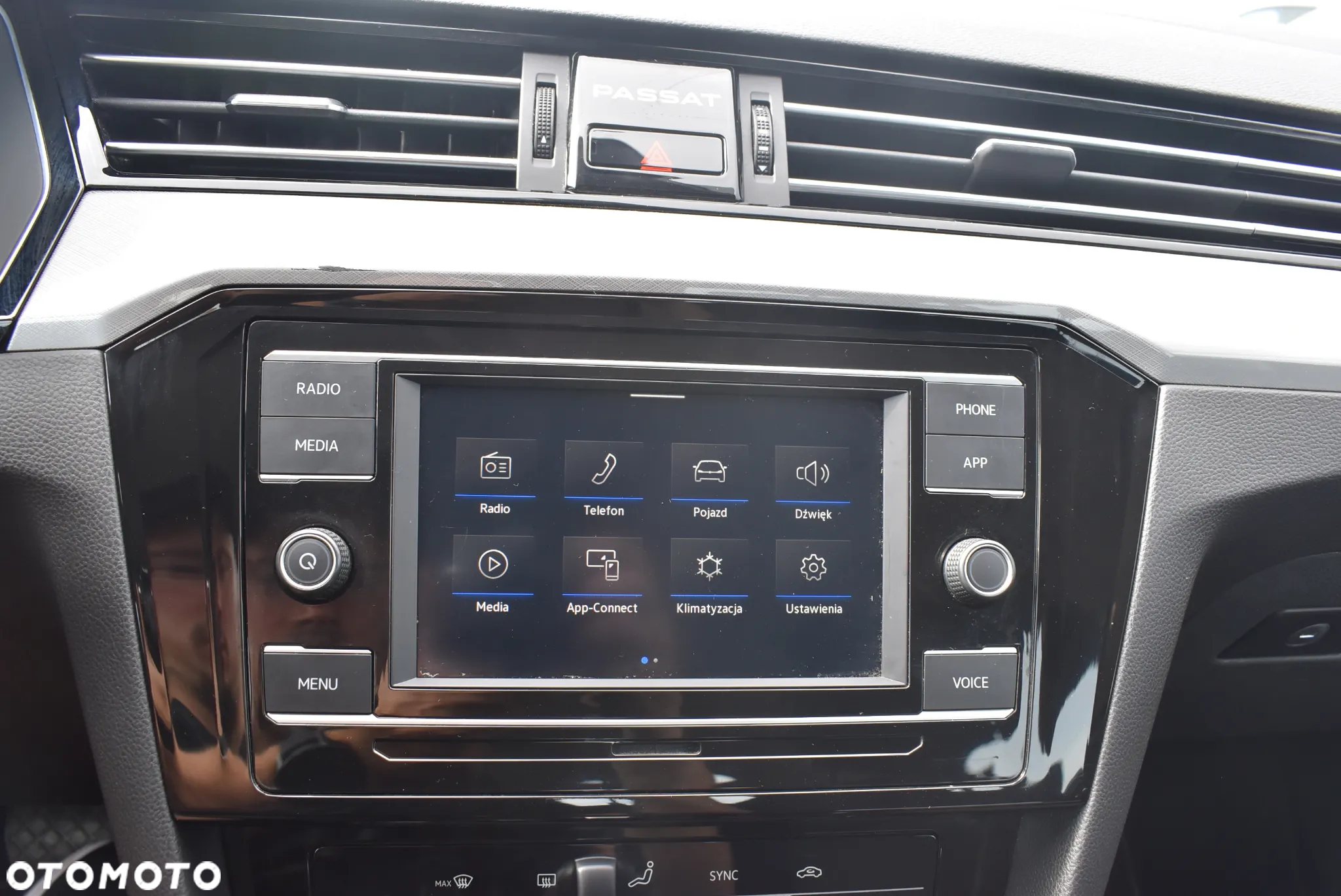 Volkswagen Passat 1.5 TSI EVO Business DSG - 25