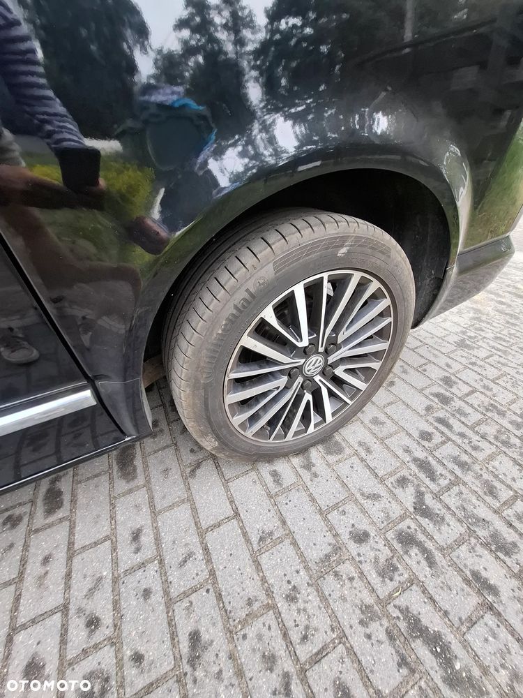 Volkswagen Multivan - 23