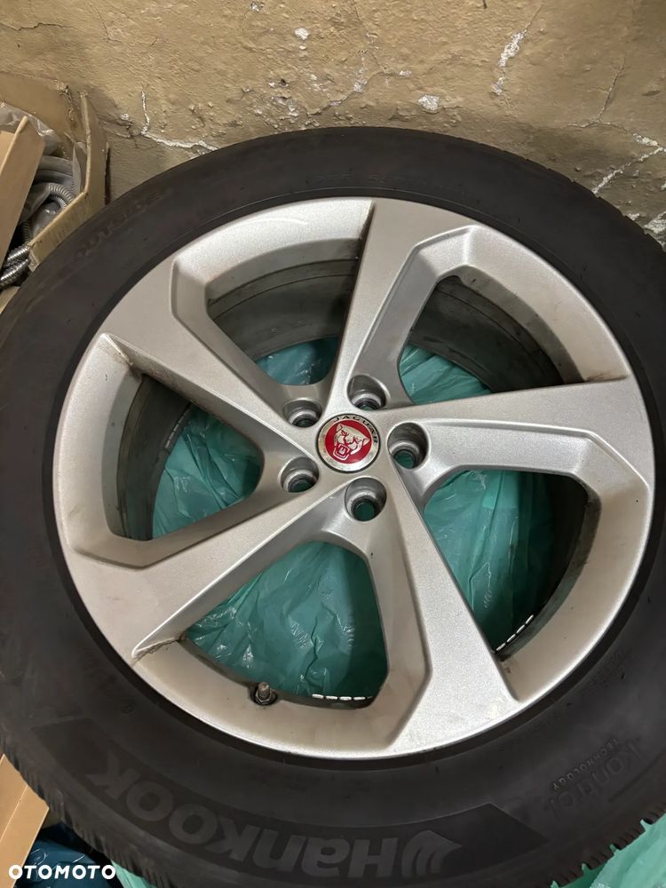 Jaguar F-Pace 2.0 i4D AWD Prestige - 19