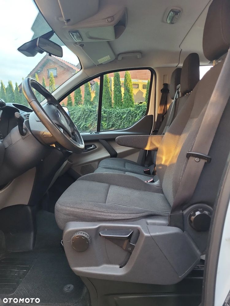 Ford Tourneo Custom - 7