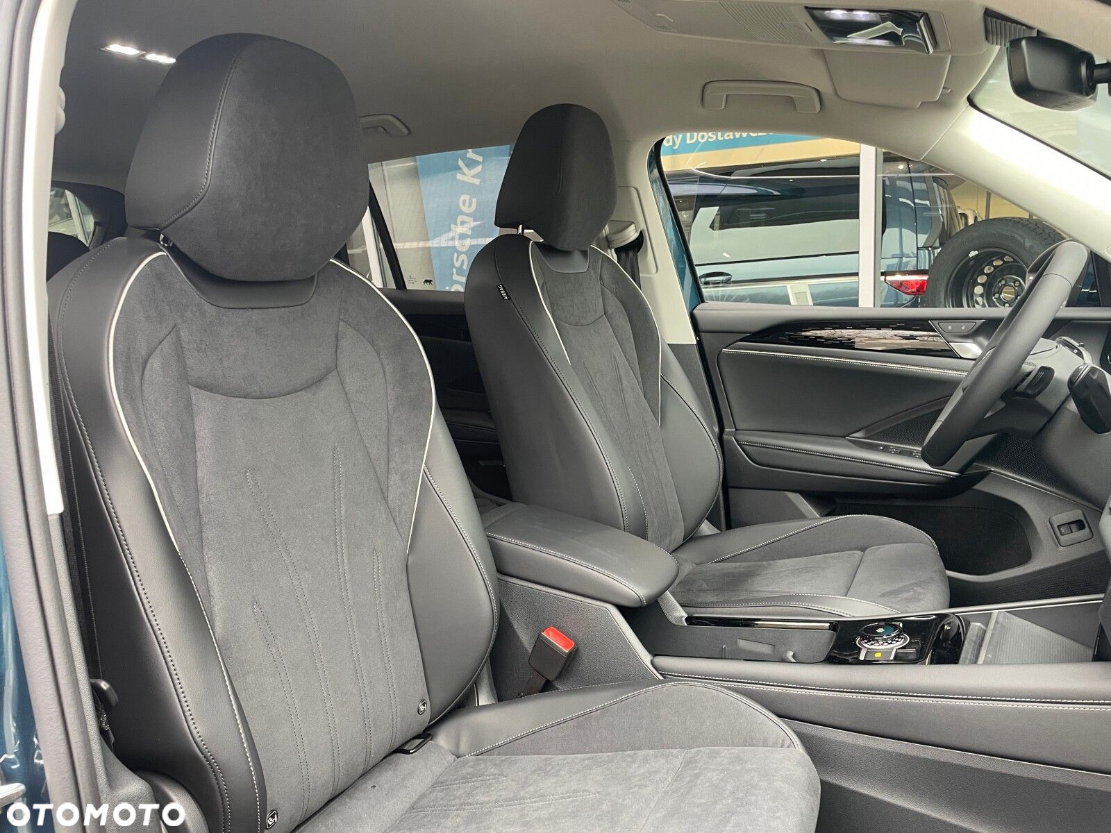 Volkswagen Tiguan - 14