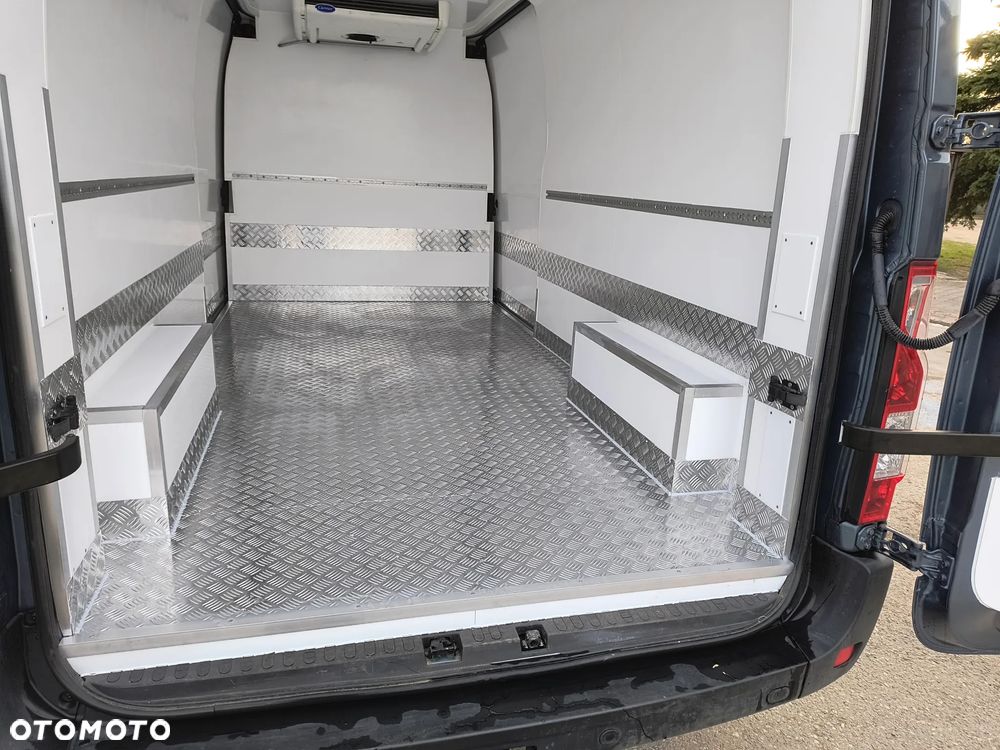 Zabudowa izotermiczna, chłodnicza Master Movano chłodnia, agregat chłodniczy - 7