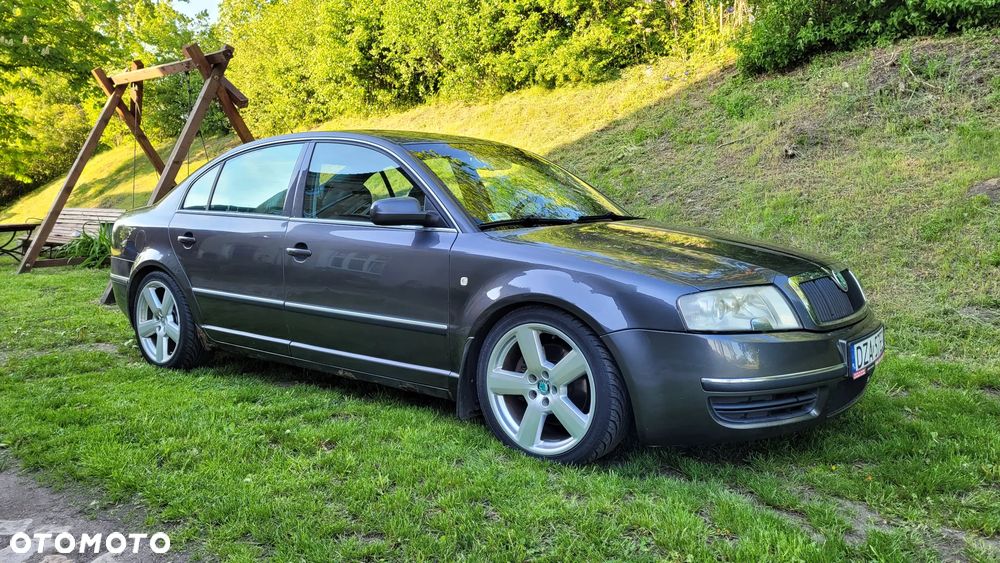 Skoda Superb 2.5 TDI Elegance - 1
