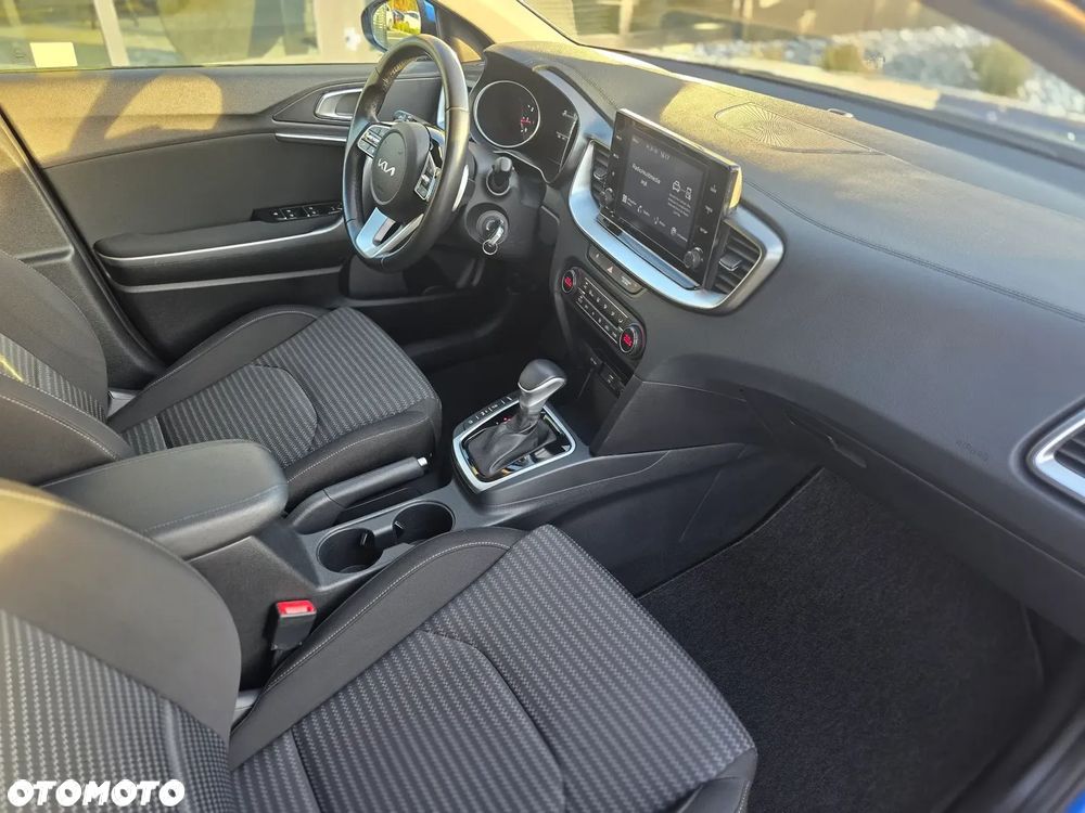 Kia XCeed 1.5 T-GDI L Business Line DCT - 29