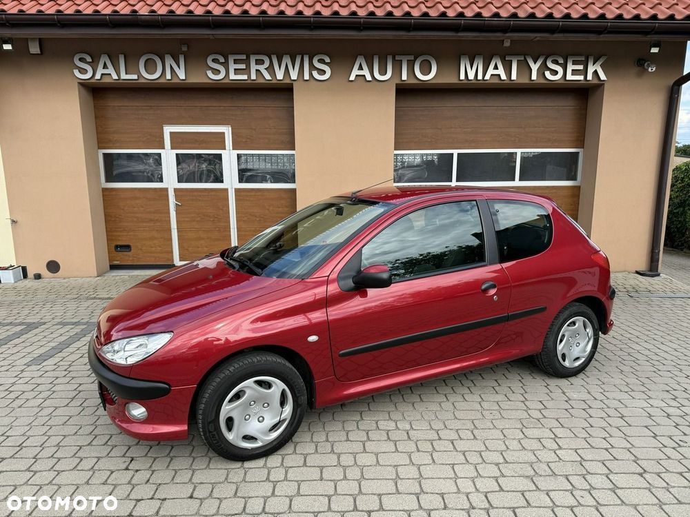 Peugeot 206 1.1 XR - 1