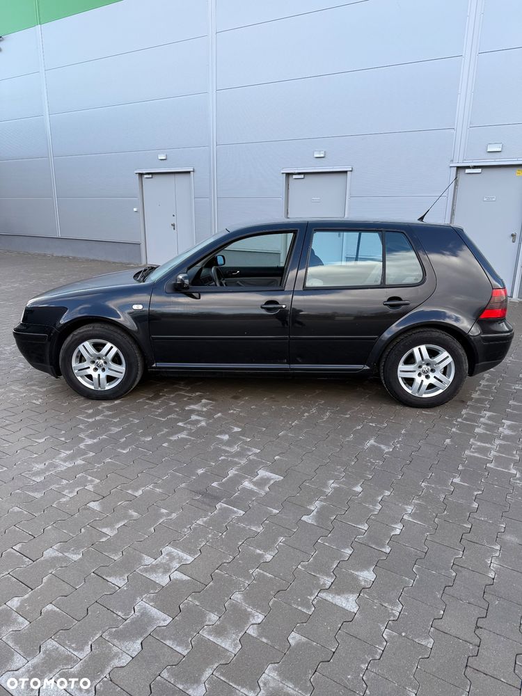 Volkswagen Golf 1.6 Highline - 10
