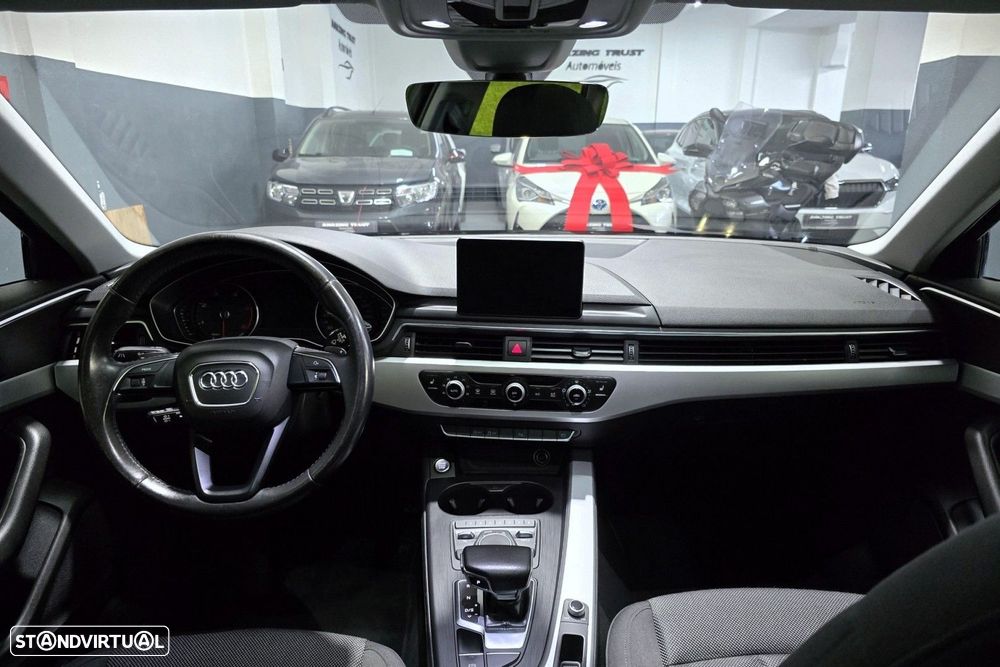 Audi A4 Avant - 13