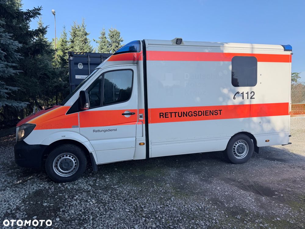 Mercedes-Benz Sprinter - 4