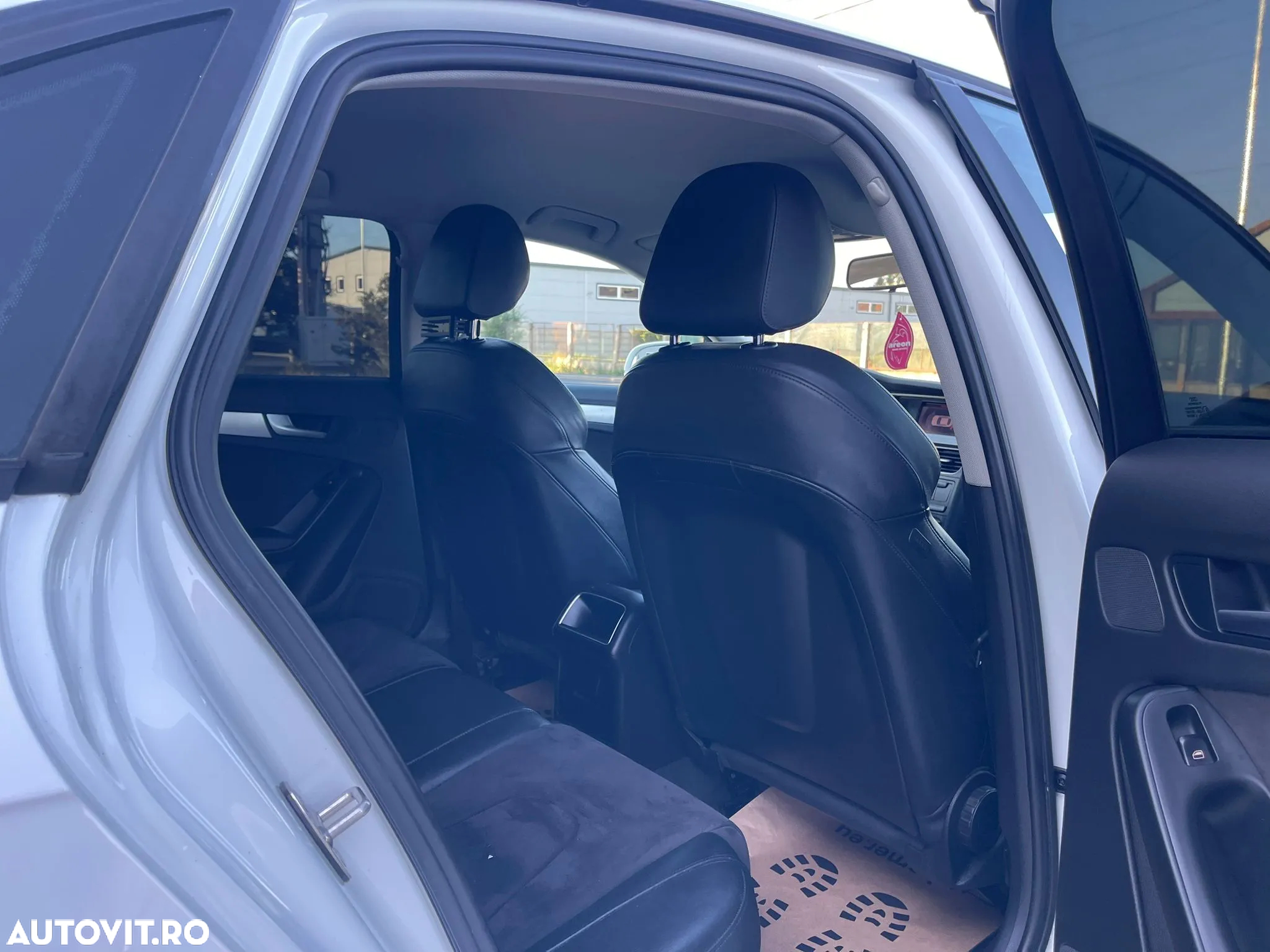 Audi A4 Avant 2.0 TDI DPF S line Sportpaket (plus) - 8