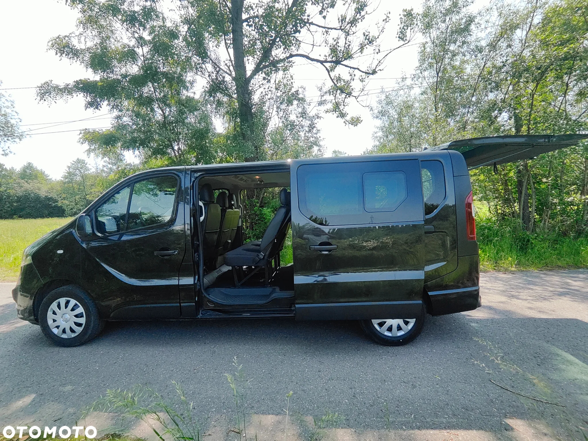 Opel Vivaro - 14