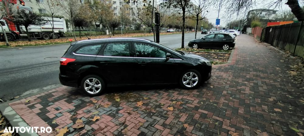 Ford Focus 1.6 TDCI DPF Titanium - 4