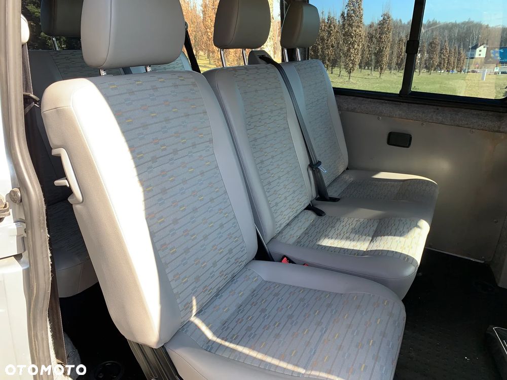 Volkswagen Transporter Standard - 11