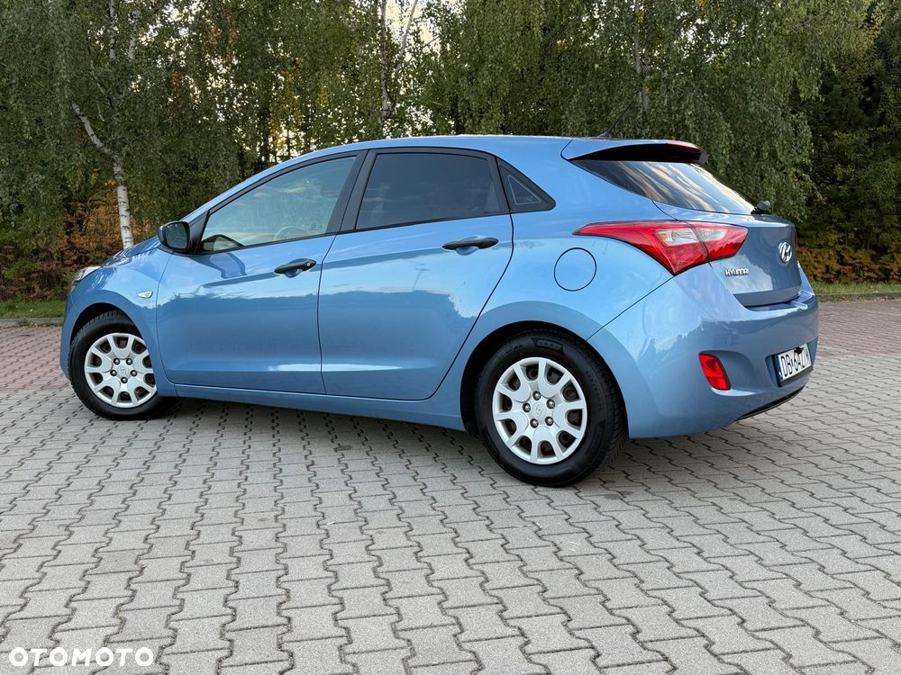 Hyundai i30 i30cw 1.4 Trend - 26