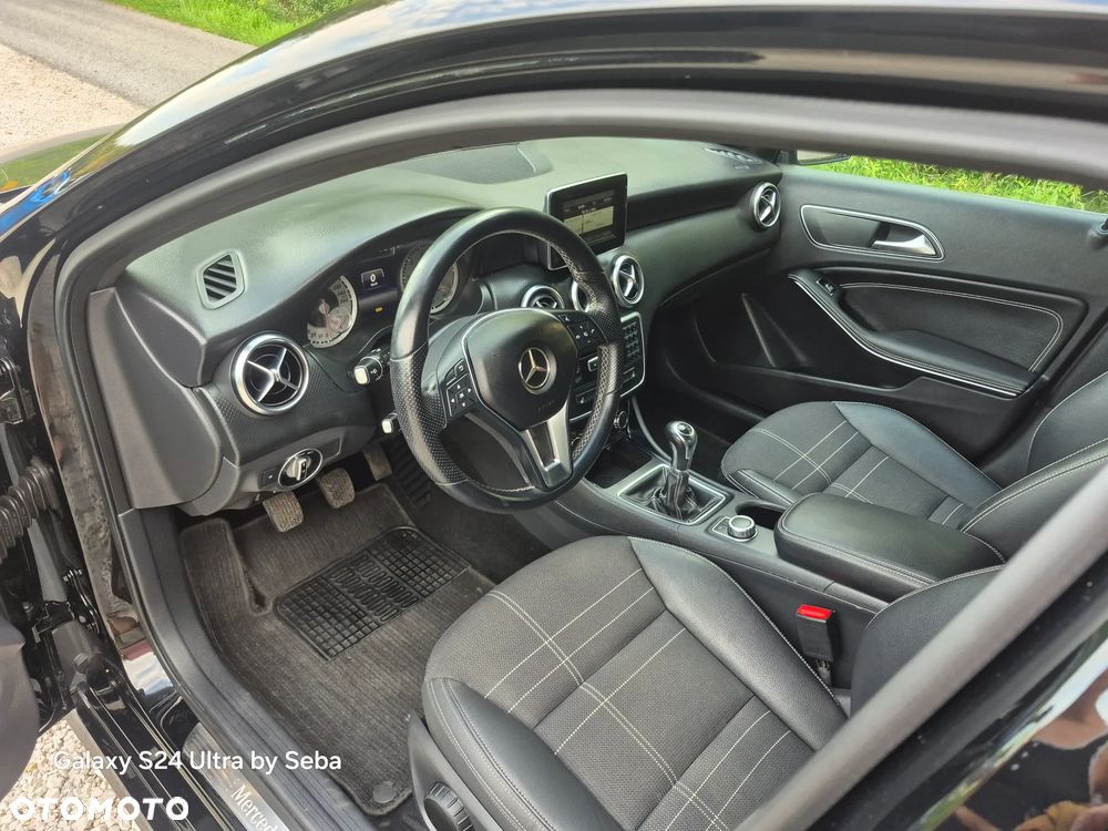 Mercedes-Benz Klasa A 180 AMG Line - 11