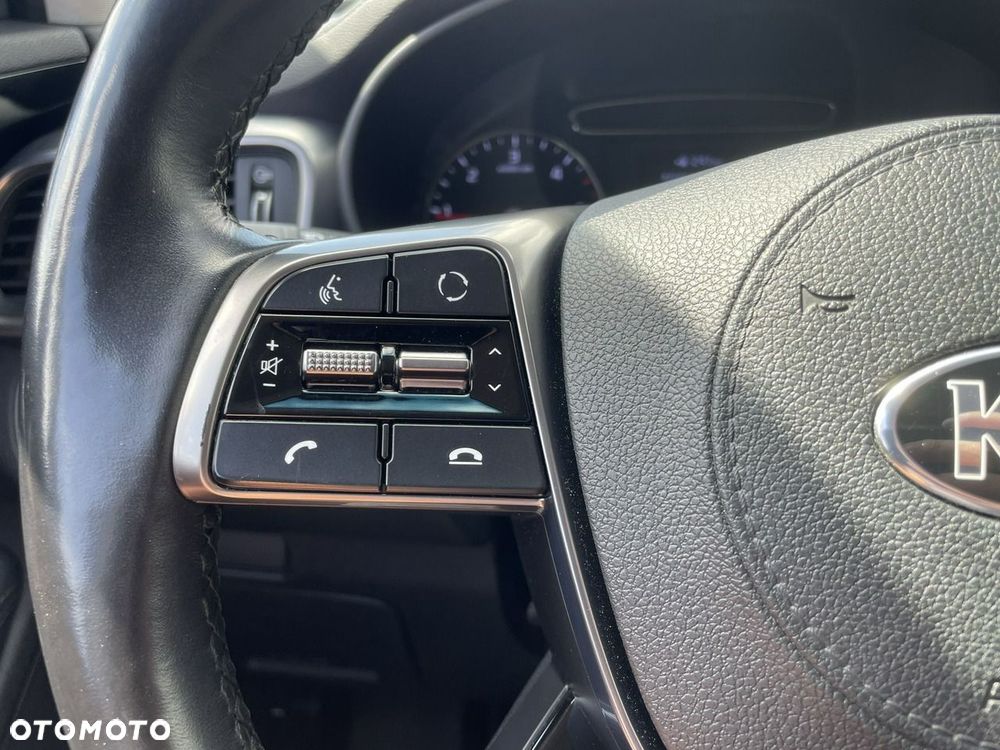 Kia Sorento 2.0 CRDI L - 24