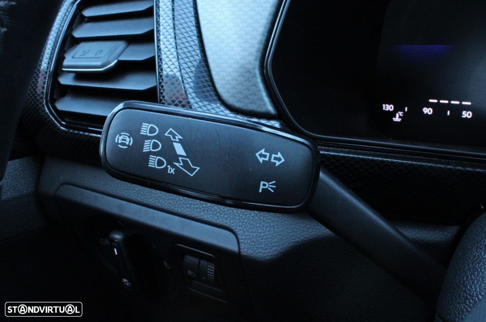 VW T-Cross 1.0 TSI - 10