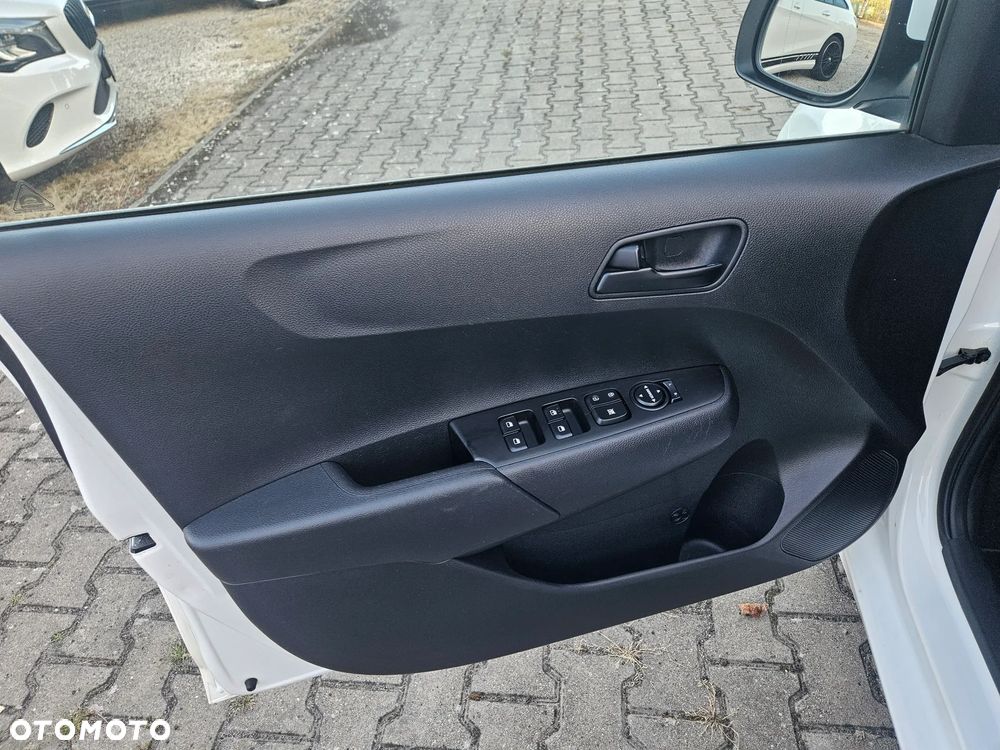 Kia Picanto - 12