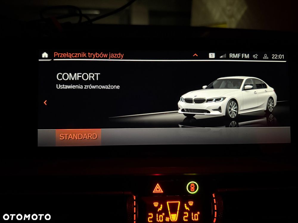 BMW Seria 3 318i - 11