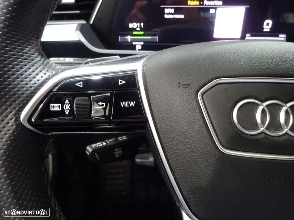 Audi e-tron 55 quattro S line - 18