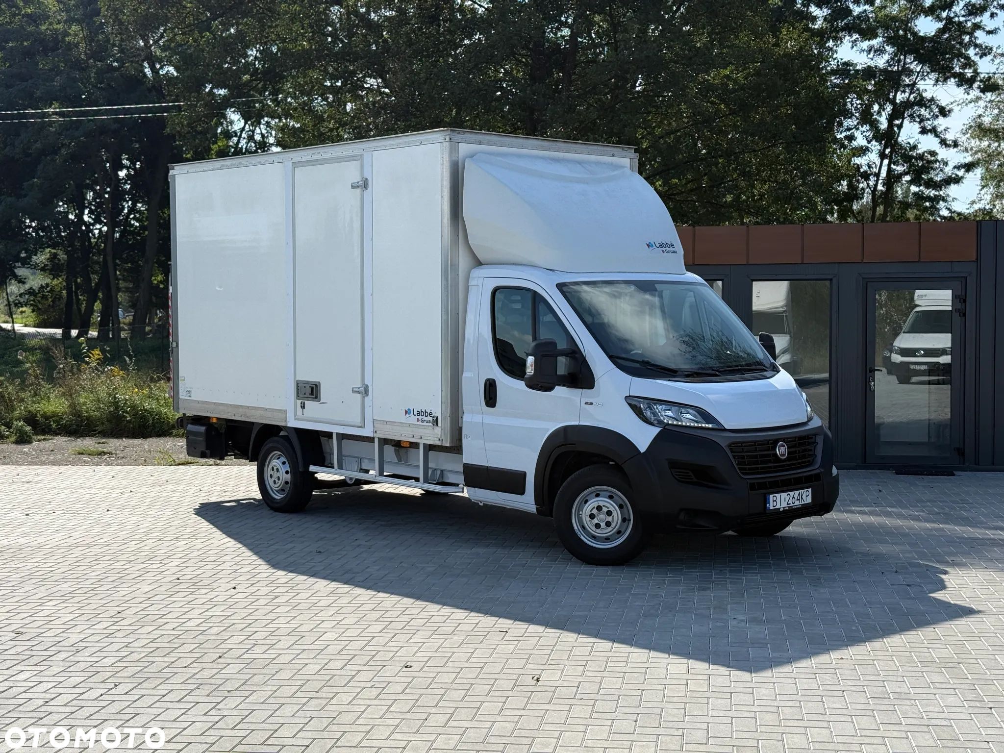 Fiat Ducato 2.3 140KM / Kontener 4,2m 8EP + Winda Dhollandia 750kg / 178.500KM / PO SERWISIE / ZAREJESTROWANY W PL - 1