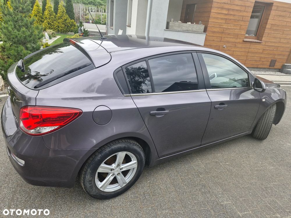 Chevrolet Cruze 1.6 LT+ - 7