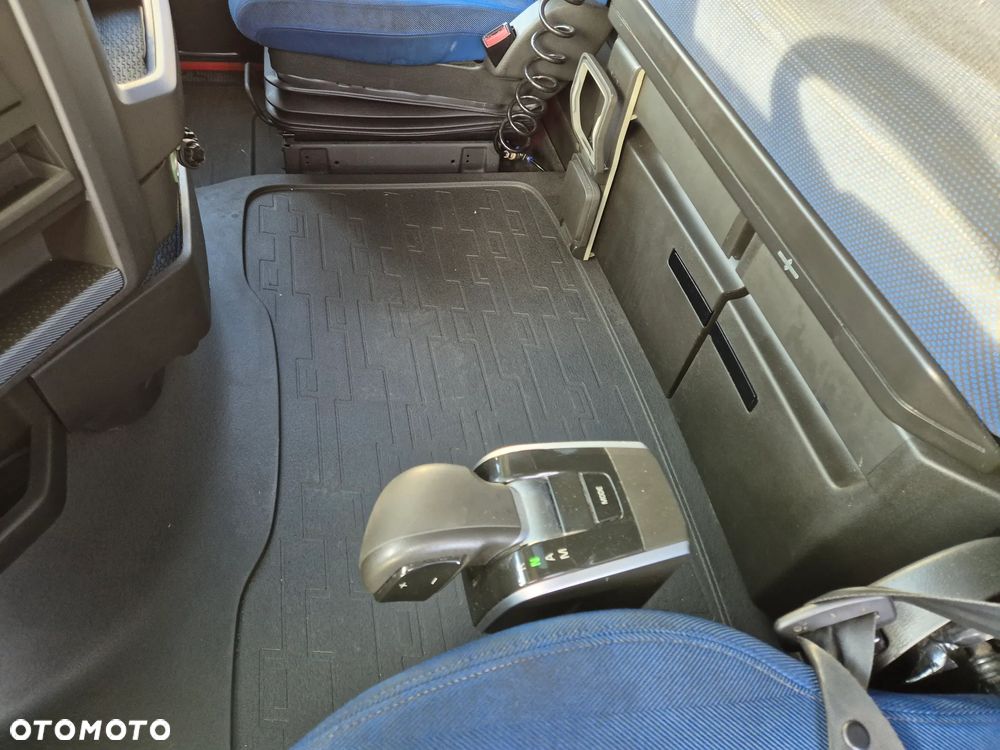 Volvo BDF Dług. 7,7 na 7,7 - 12