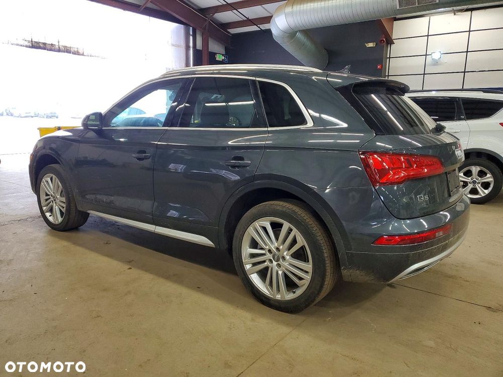 Audi Q5 2.0 TFSI Quattro S tronic design - 3
