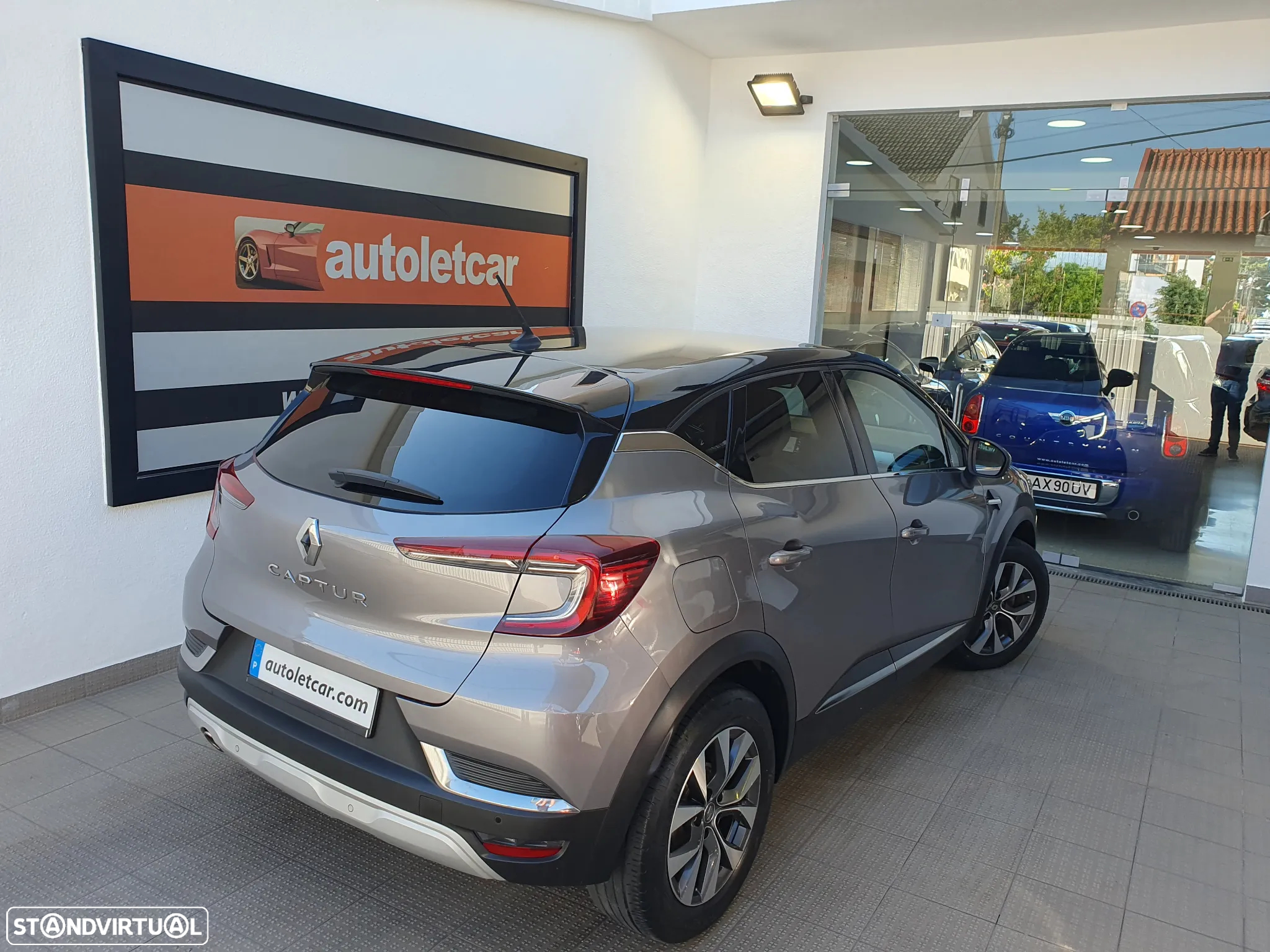 Renault Captur 1.5 dCi Exclusive EDC - 27