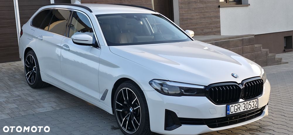 BMW Seria 5 530d xDrive mHEV Luxury Line - 1