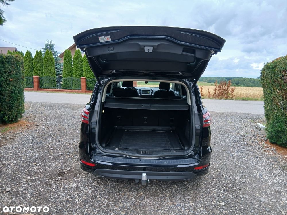Ford S-Max - 39
