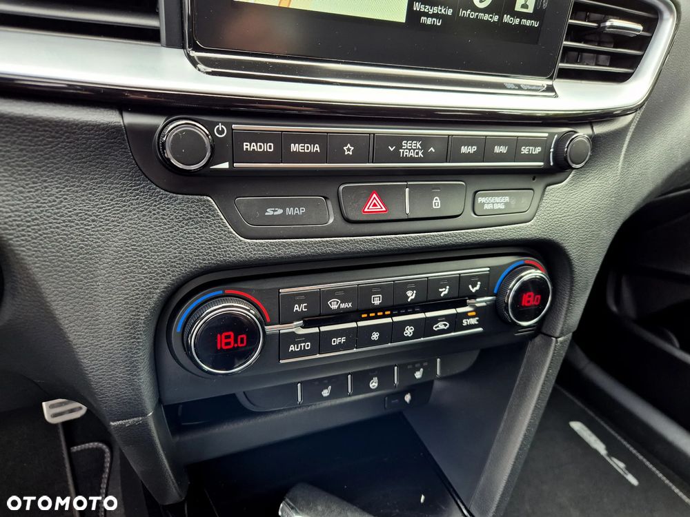 Kia Ceed 1.4 T-GDI OPF GT Line - 32