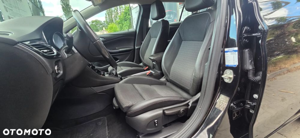 Opel Astra 1.6 D (CDTI) Start/Stop Innovation - 24