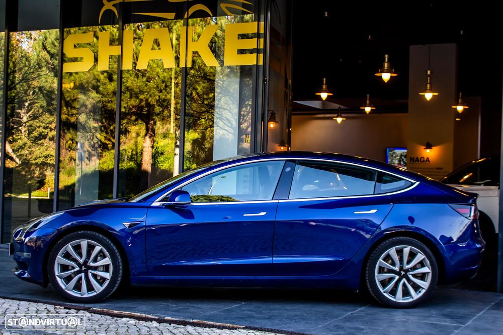 Tesla Model 3 Long-Range Dual Motor AWD - 2