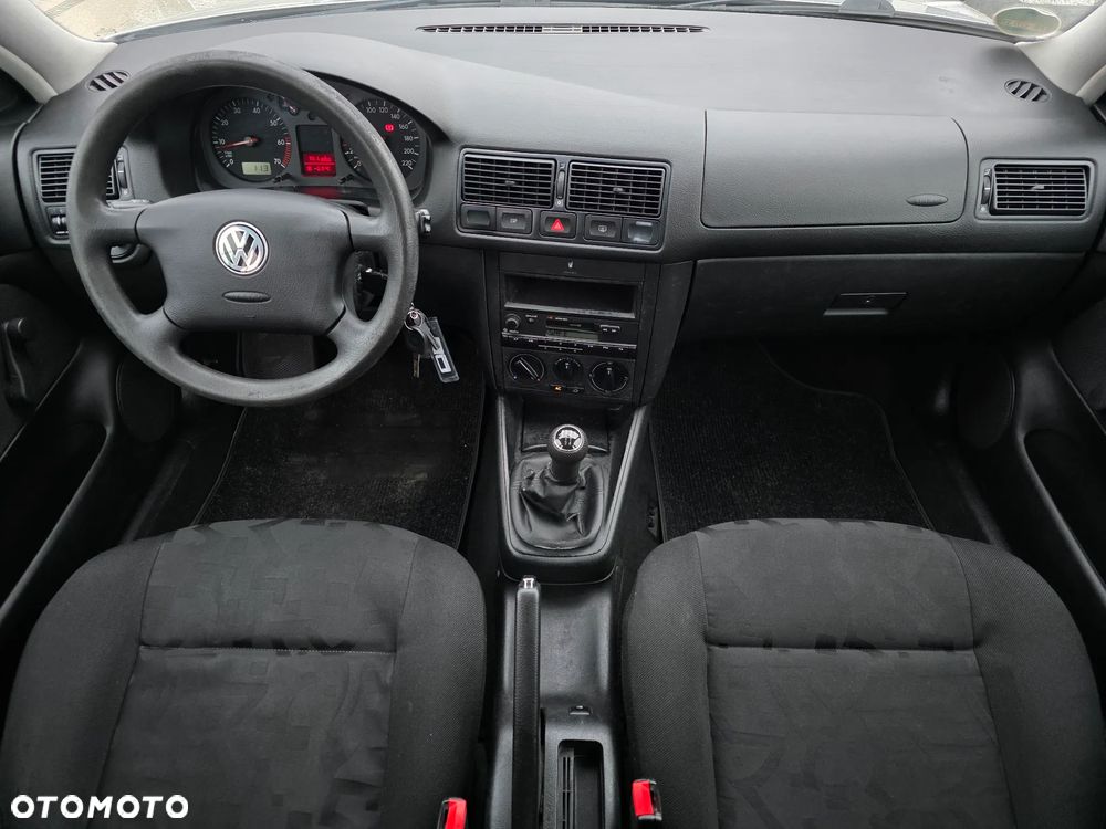 Volkswagen Golf 1.4 Comfortline - 10