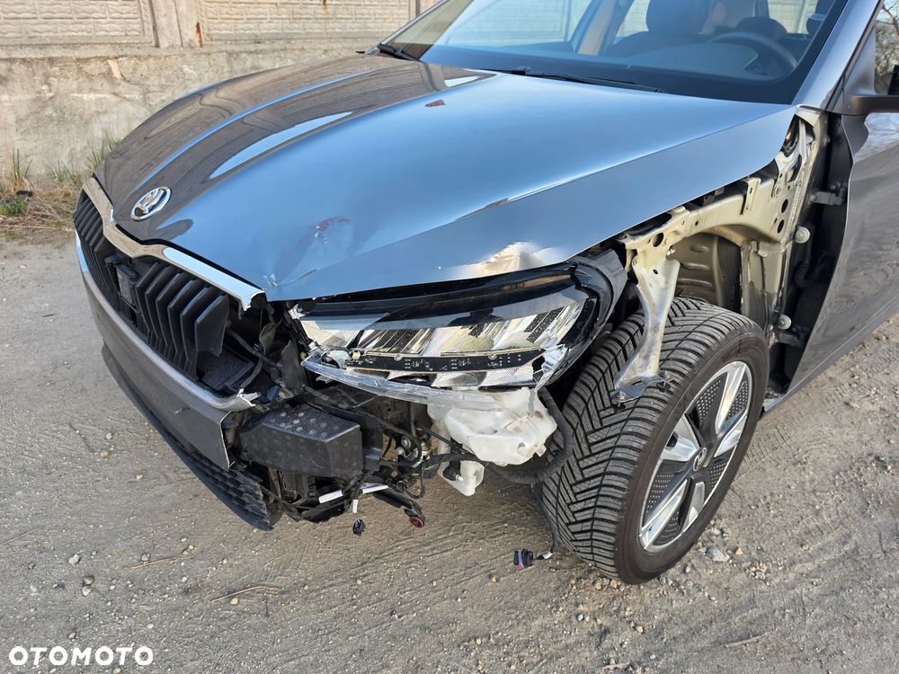 Skoda Fabia 1.0 TSI DSG Style - 27