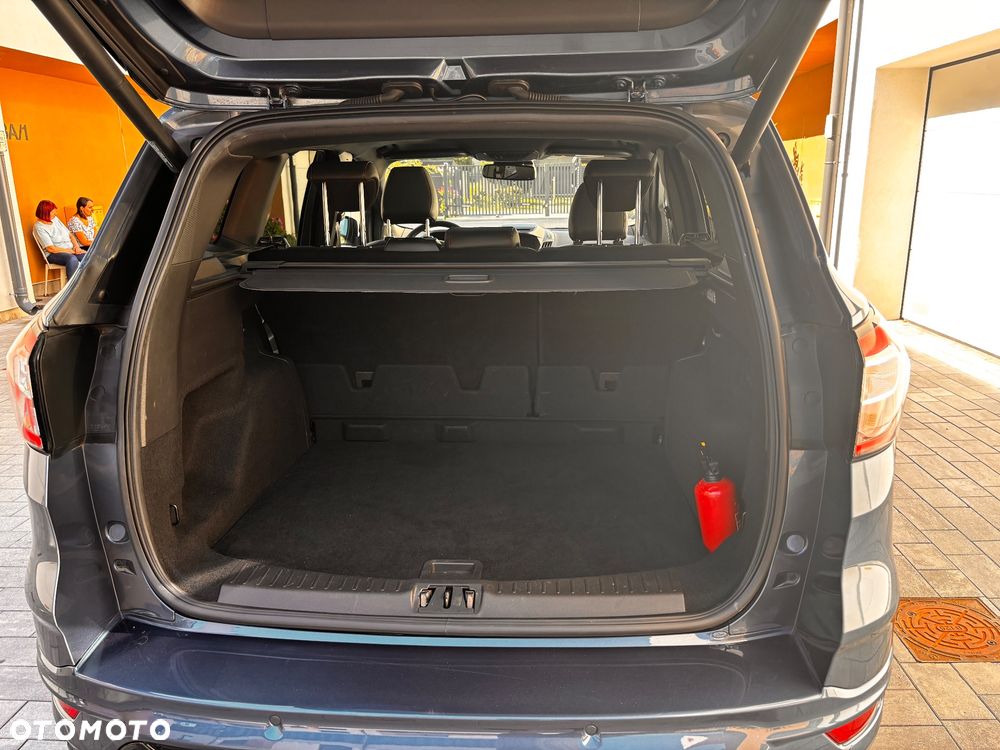 Ford Kuga 2.0 TDCi AWD ST-Line - 14