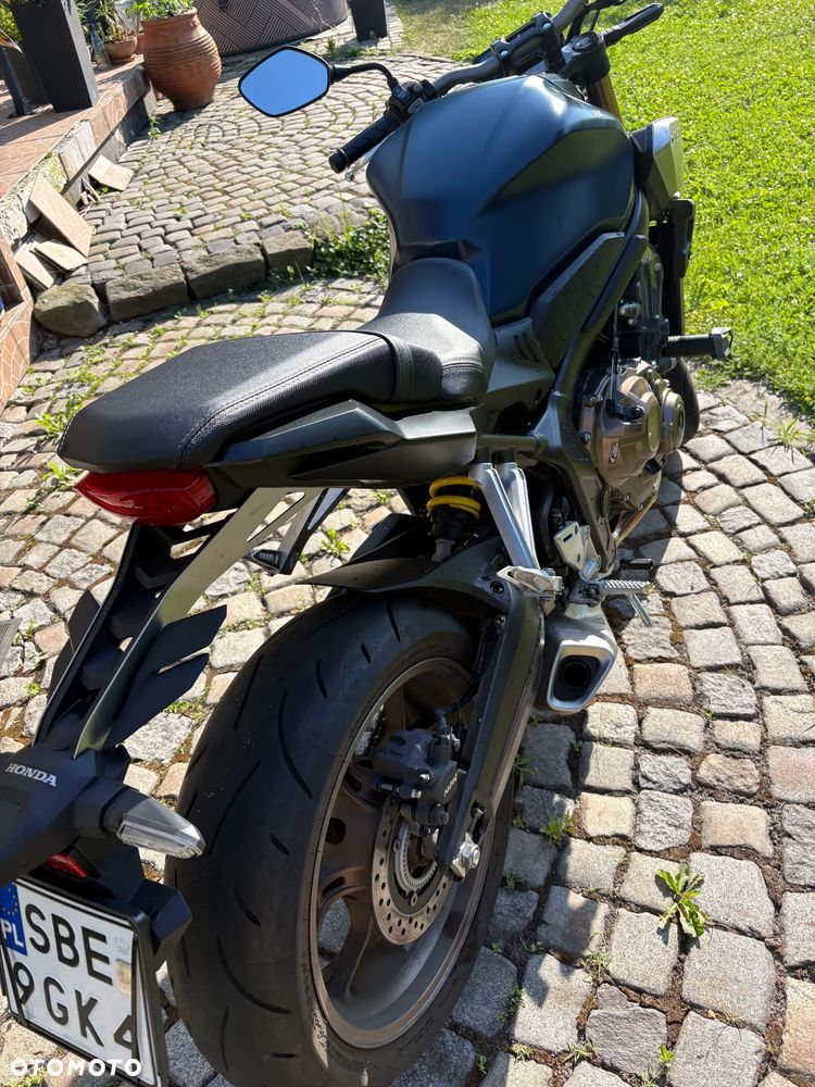 Honda CB - 8