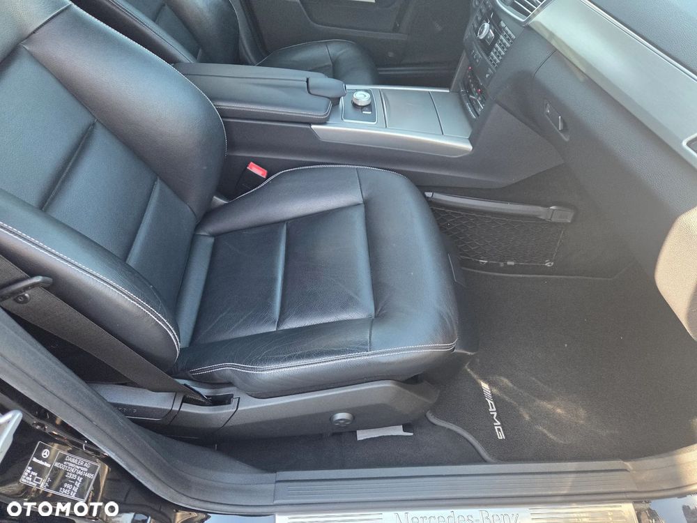Mercedes-Benz Klasa E 250 BlueEFFICIENCY 7G-TRONIC Avantgarde - 18