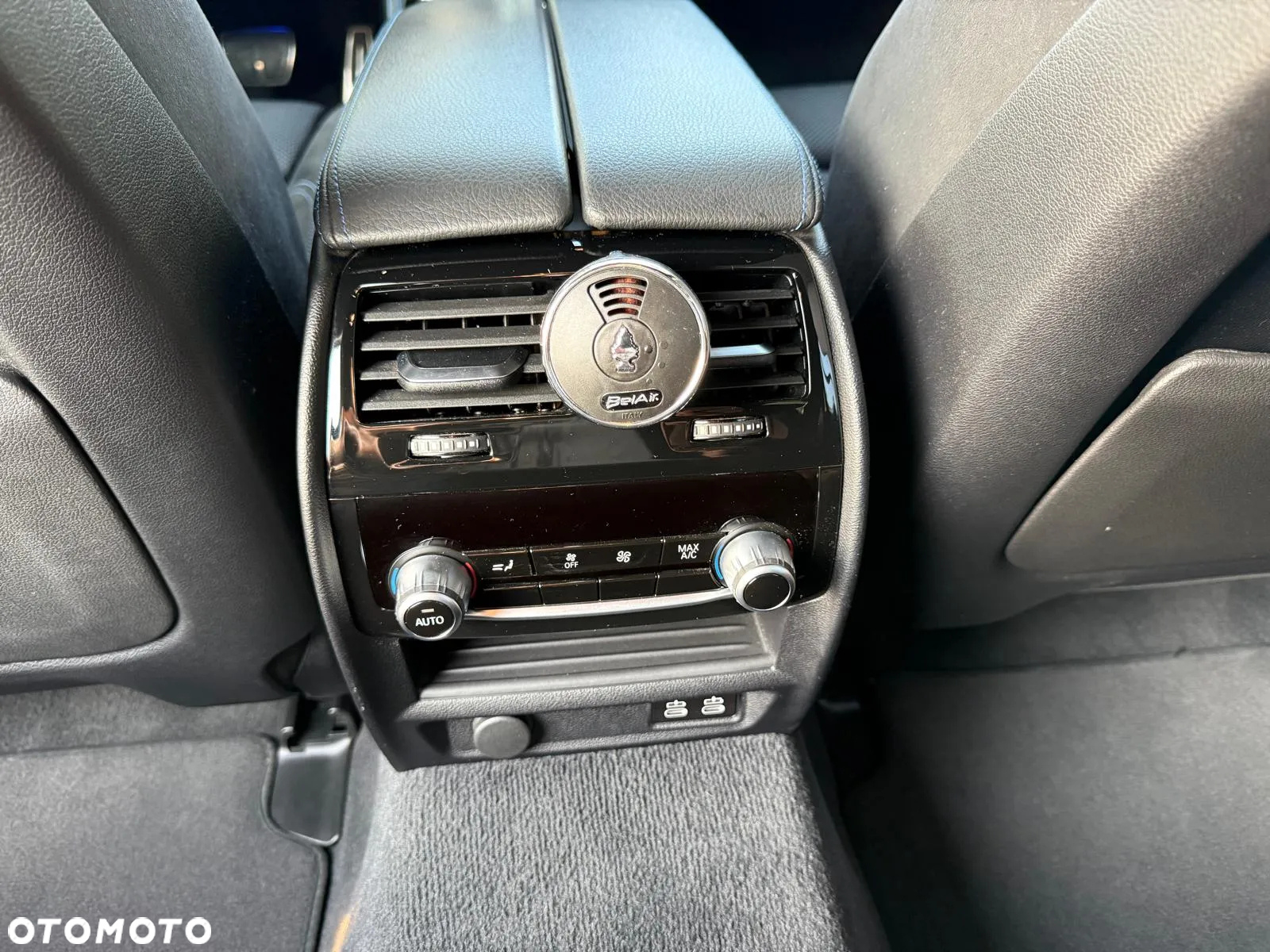 BMW Seria 5 520d Touring M Sport Edition - 20