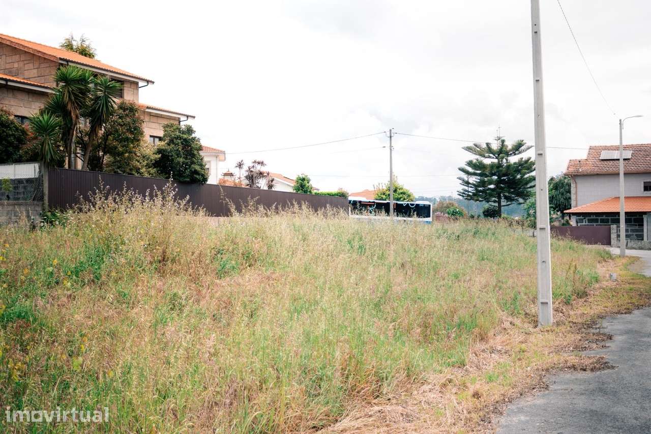 Lote de Terreno  Venda em Lustosa e Barrosas (Santo Estêvão),Lousada - Grande imagem: 4/11