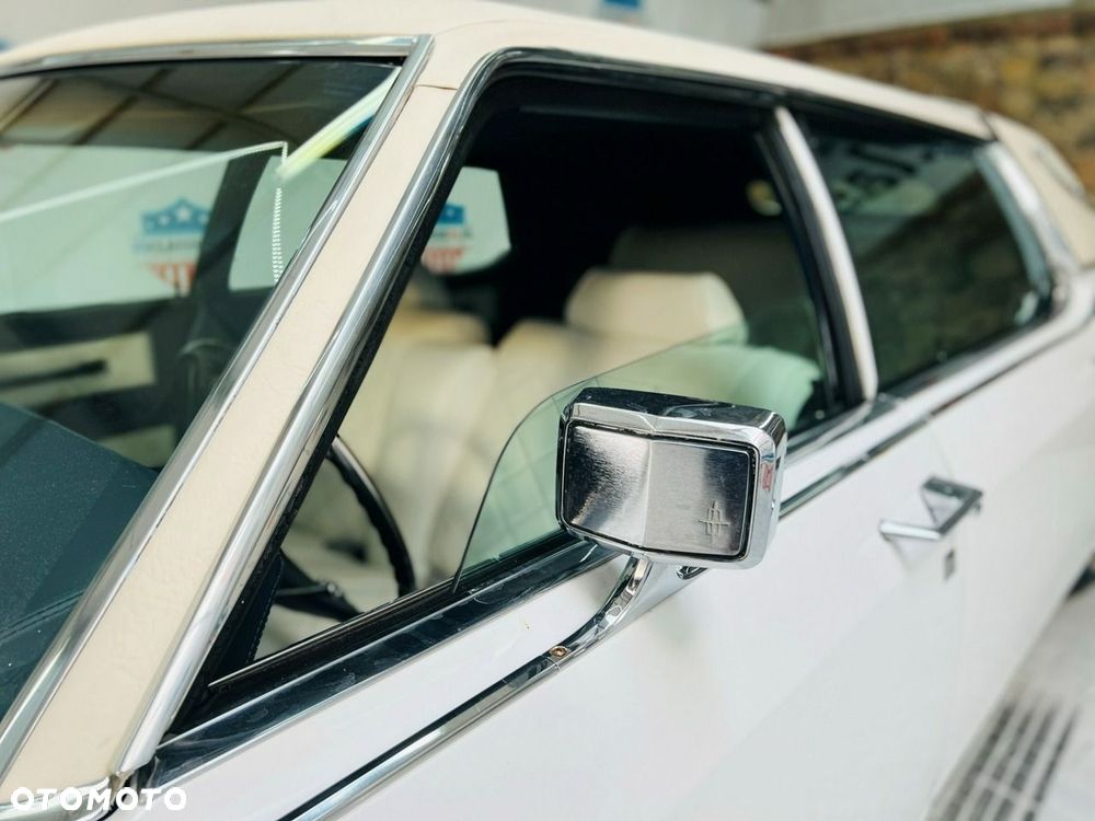 Lincoln Continental - 27