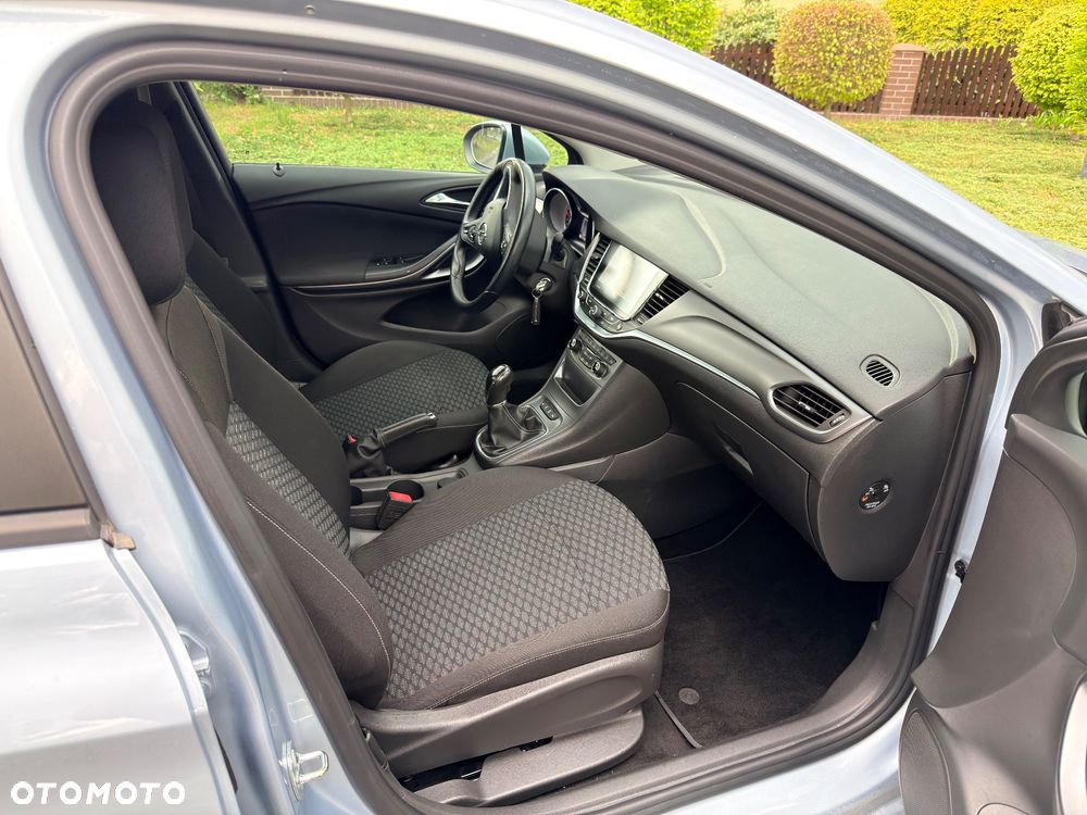 Opel Astra 1.6 D (CDTI) Start/Stop Innovation - 23