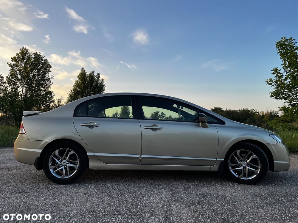Honda Civic 1.8 Comfort - 6
