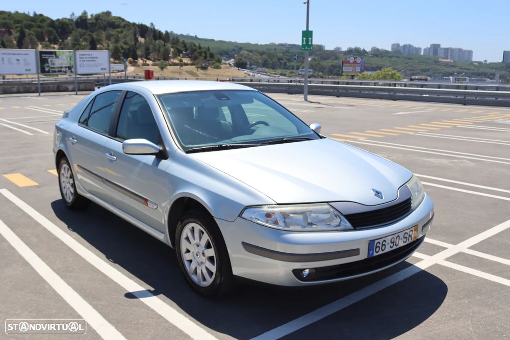 Renault Laguna 1.9 dCi Privilège - 3